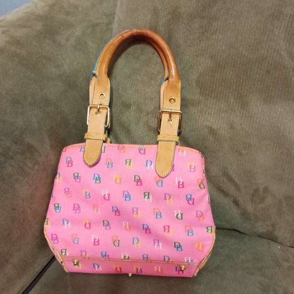 Dooney and Bourke pink multi color DB all over with tan leather handles - Picture 1 of 17